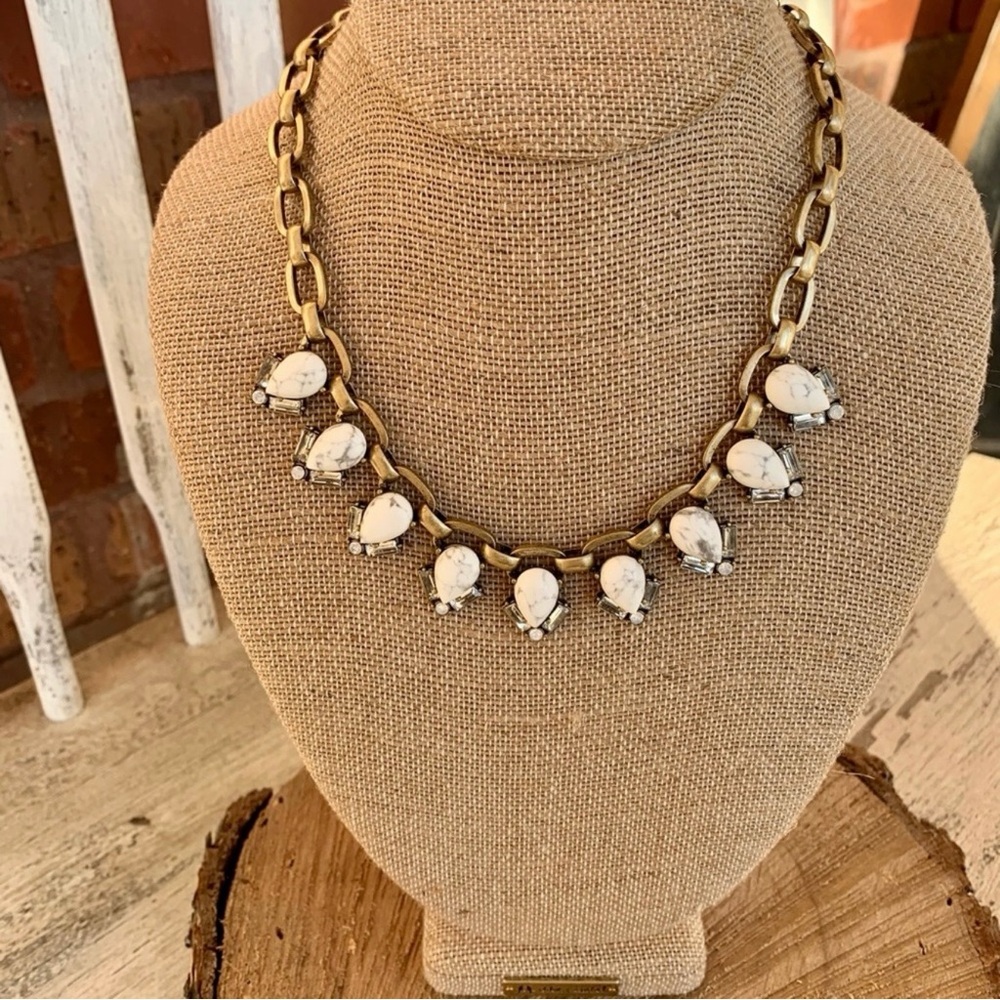 Chloe + Isabel Aventine Semi Precious Collar Necklace
B1